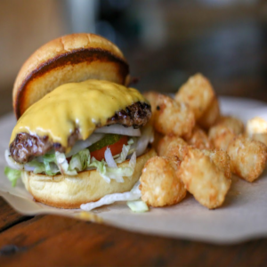 the hunt club cheeseburger and tots
